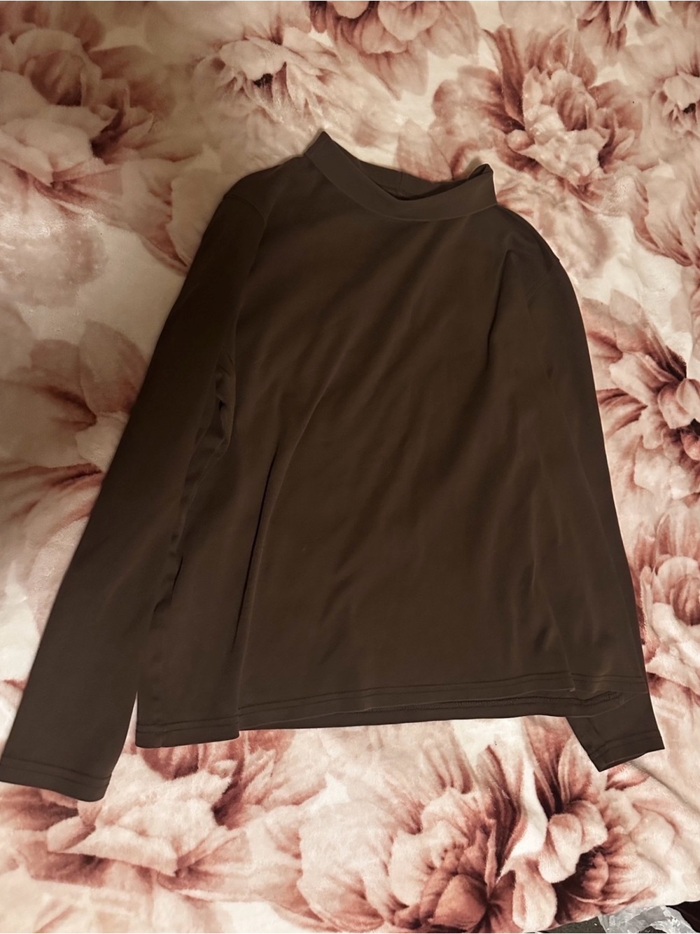 Women’s cotton Long-Sleeve Mock Neck Sweater in espresso brown